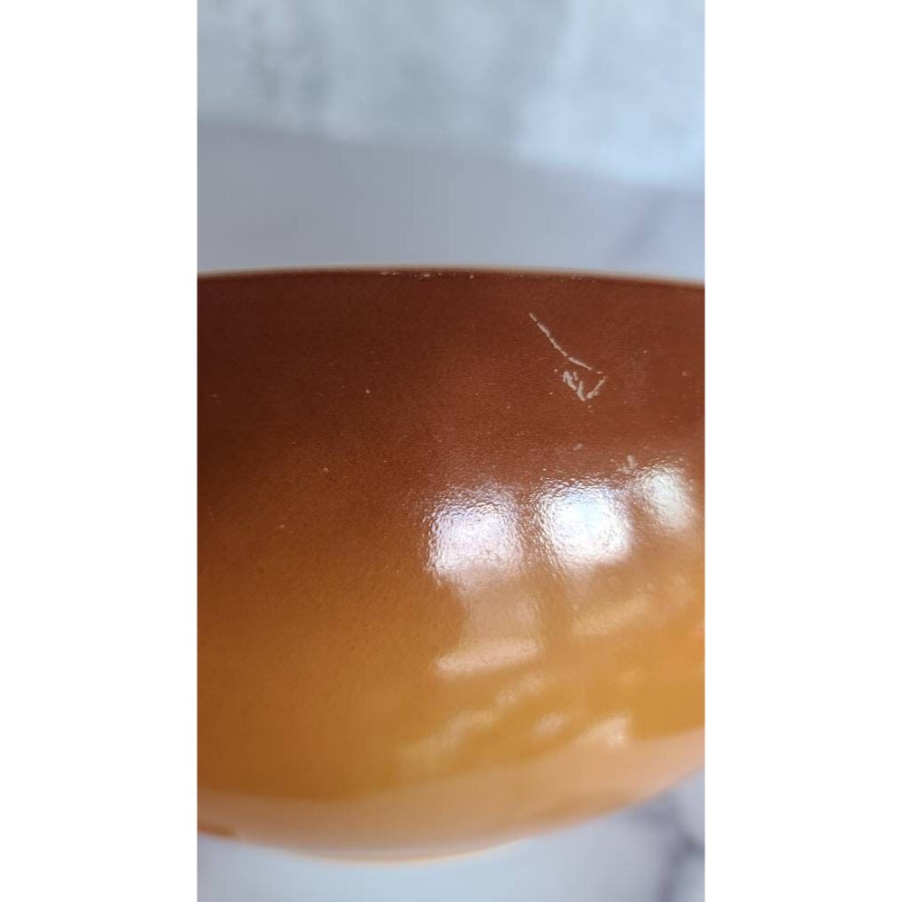 Large Spouted Pyrex Bowl - Picture 9 of 10